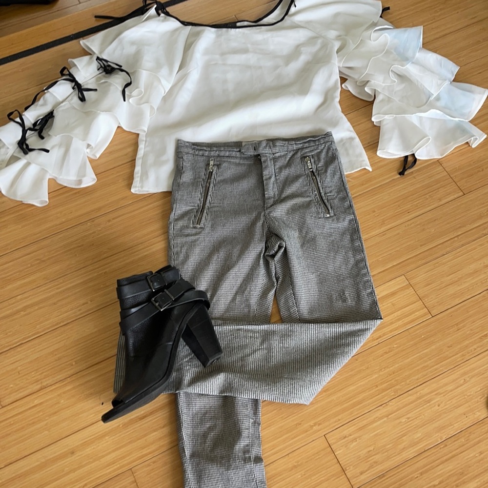 GARCIA Bow Blouse